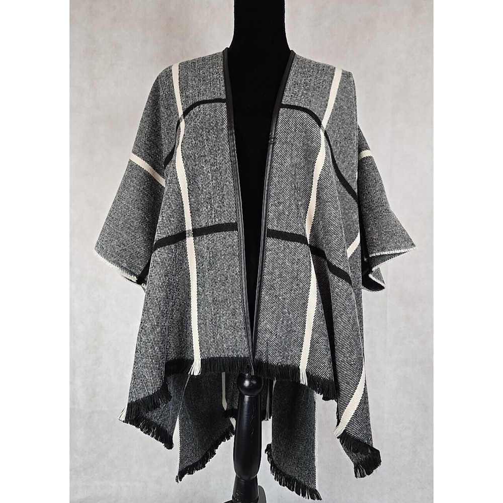 NWT Vince‎ Camuto Womens Ruana Wrap Open-Front Black Plaid Leather Trim Poncho